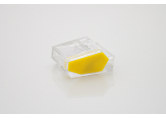 Зажим разветвительный втычной четырехгнездовой прозрачный с желтой вставкой макс.сечение 2,5  кв.мм